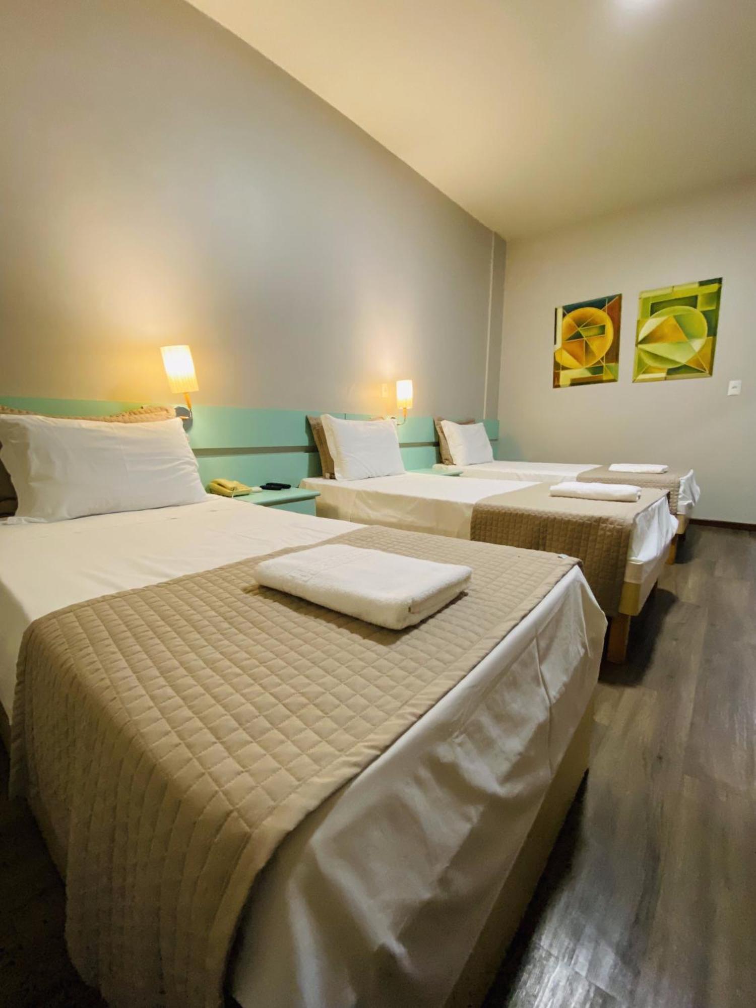 Real Nob Hotel Orleans Buitenkant foto