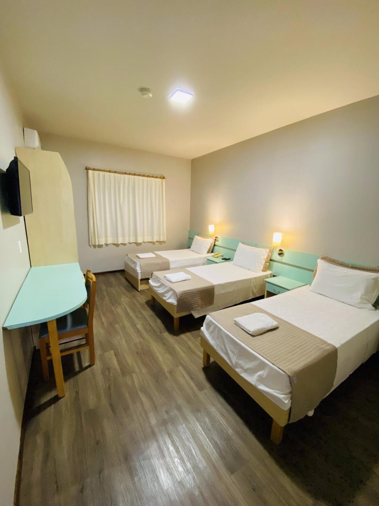 Real Nob Hotel Orleans Buitenkant foto