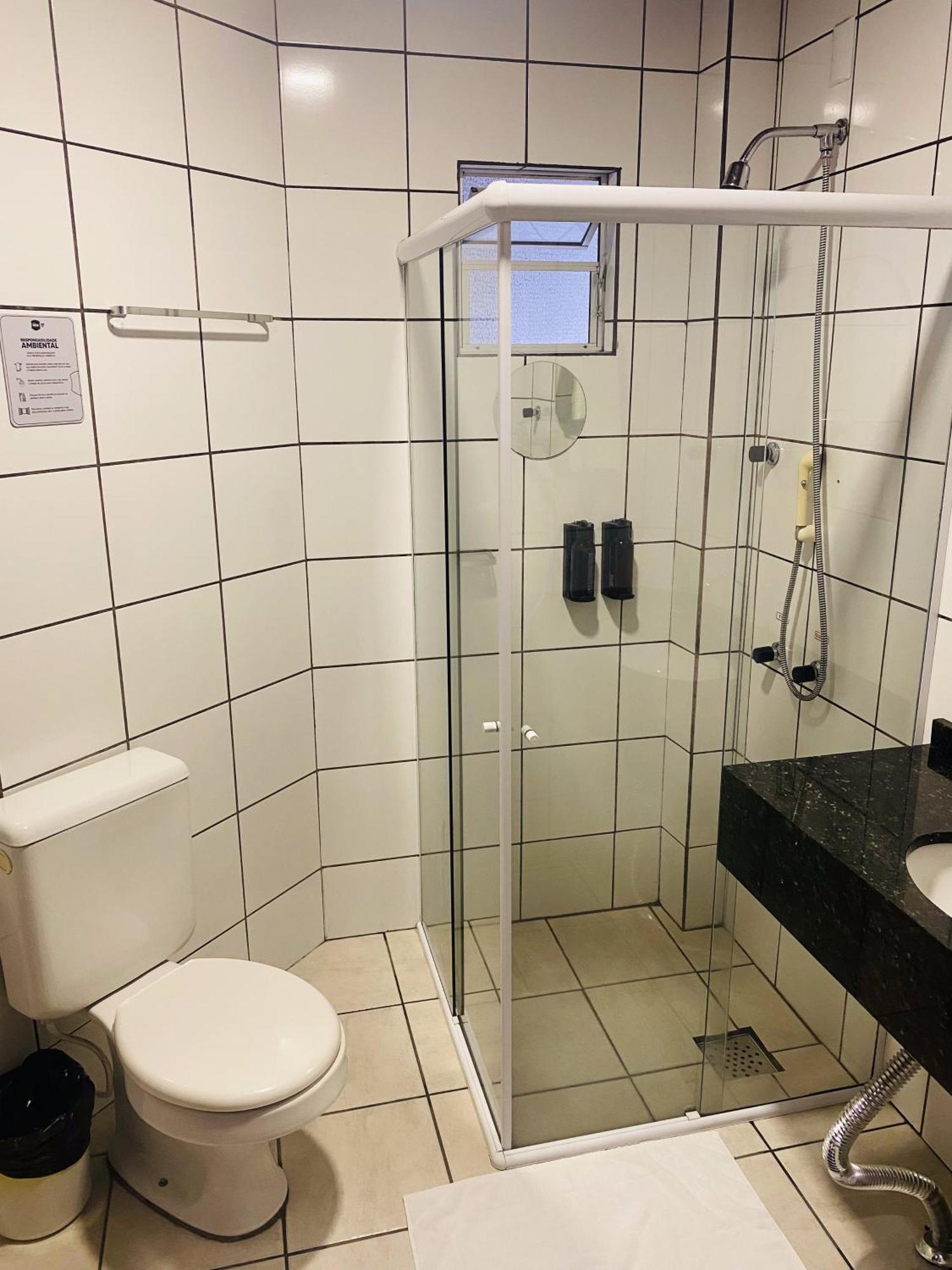 Real Nob Hotel Orleans Buitenkant foto